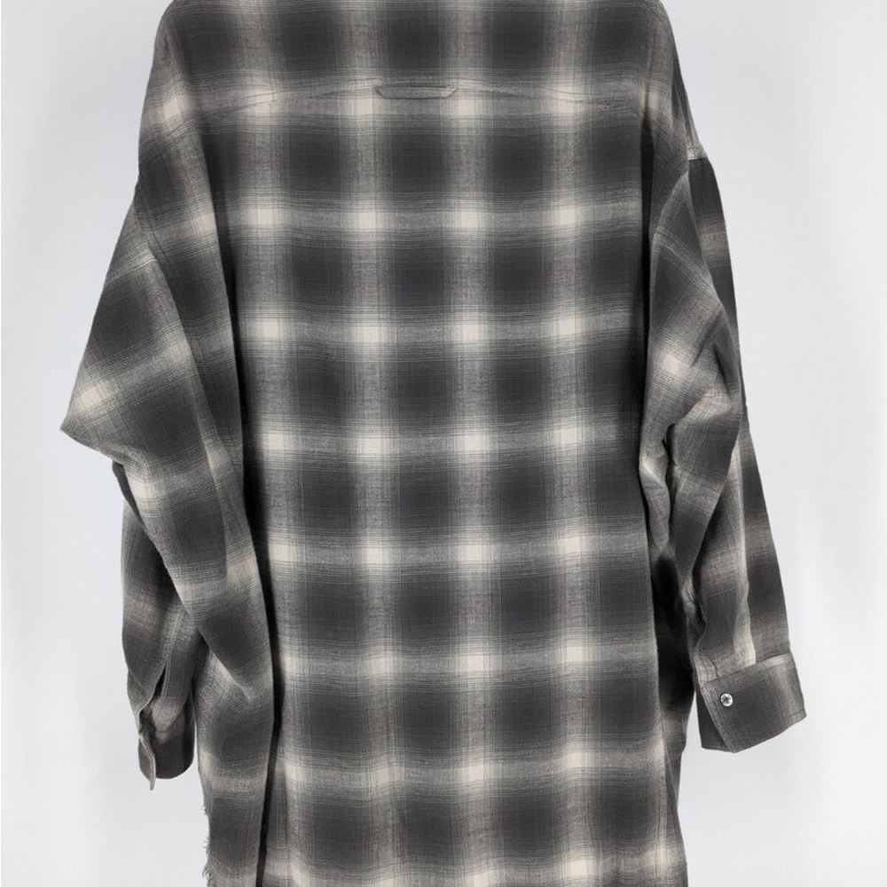 🥝Vince🥝Gray Plaid Button-Up Shirt. Size M - Picture 3 of 5